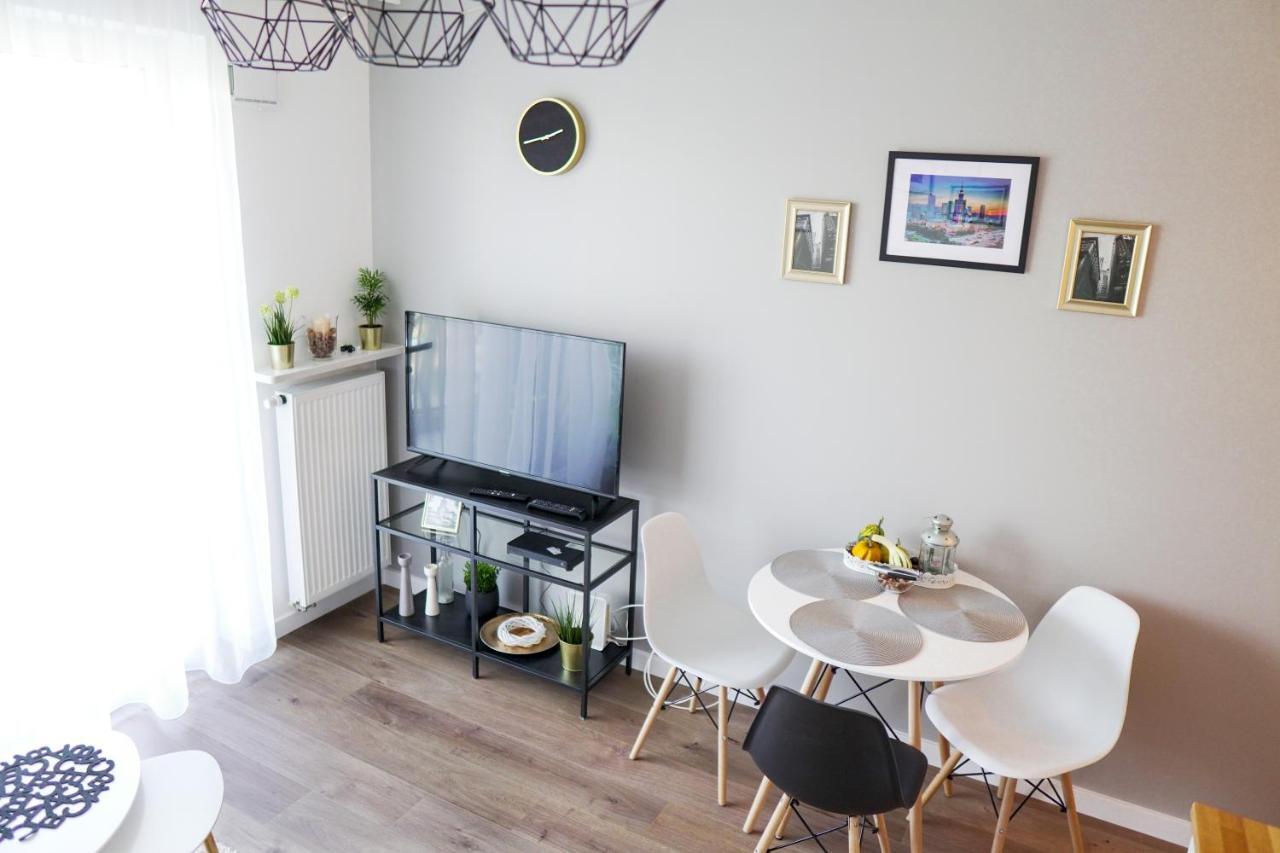 Vizzit Us Premium Apartments Варшава Экстерьер фото