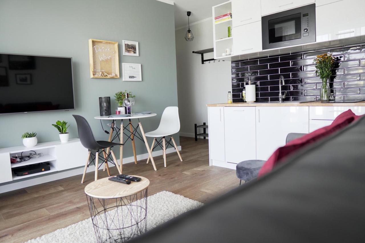 Vizzit Us Premium Apartments Варшава Экстерьер фото